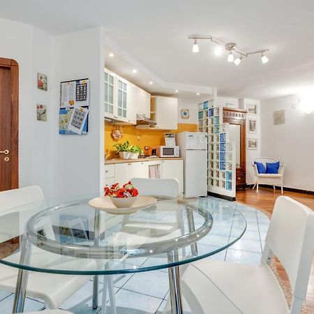 Guesthost - Casa Querida Central & Elegant Flat Napoli Bagian luar foto