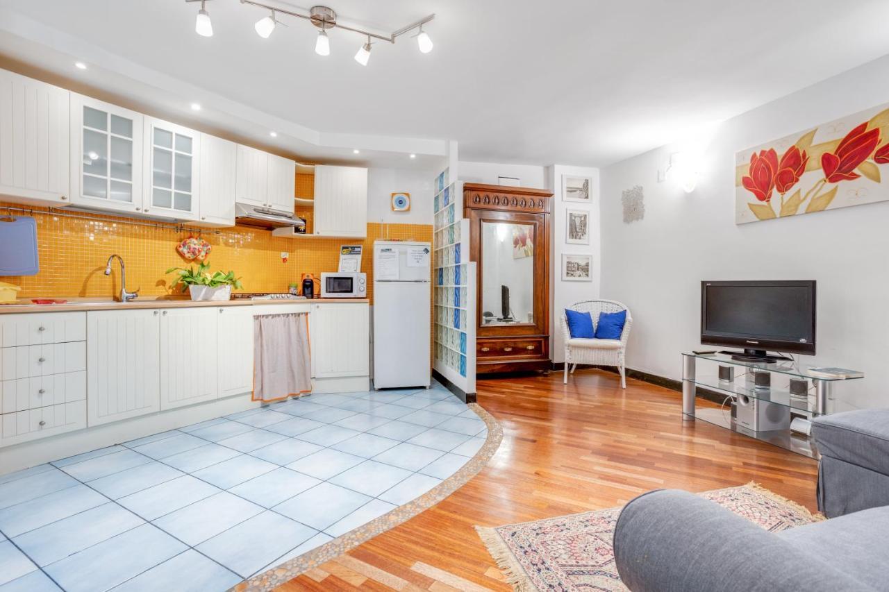 Guesthost - Casa Querida Central & Elegant Flat Napoli Bagian luar foto
