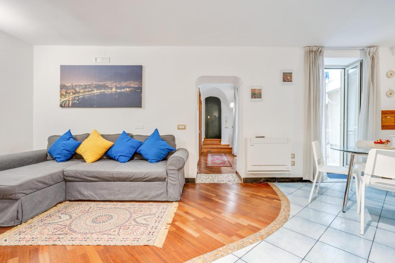 Guesthost - Casa Querida Central & Elegant Flat Napoli Bagian luar foto