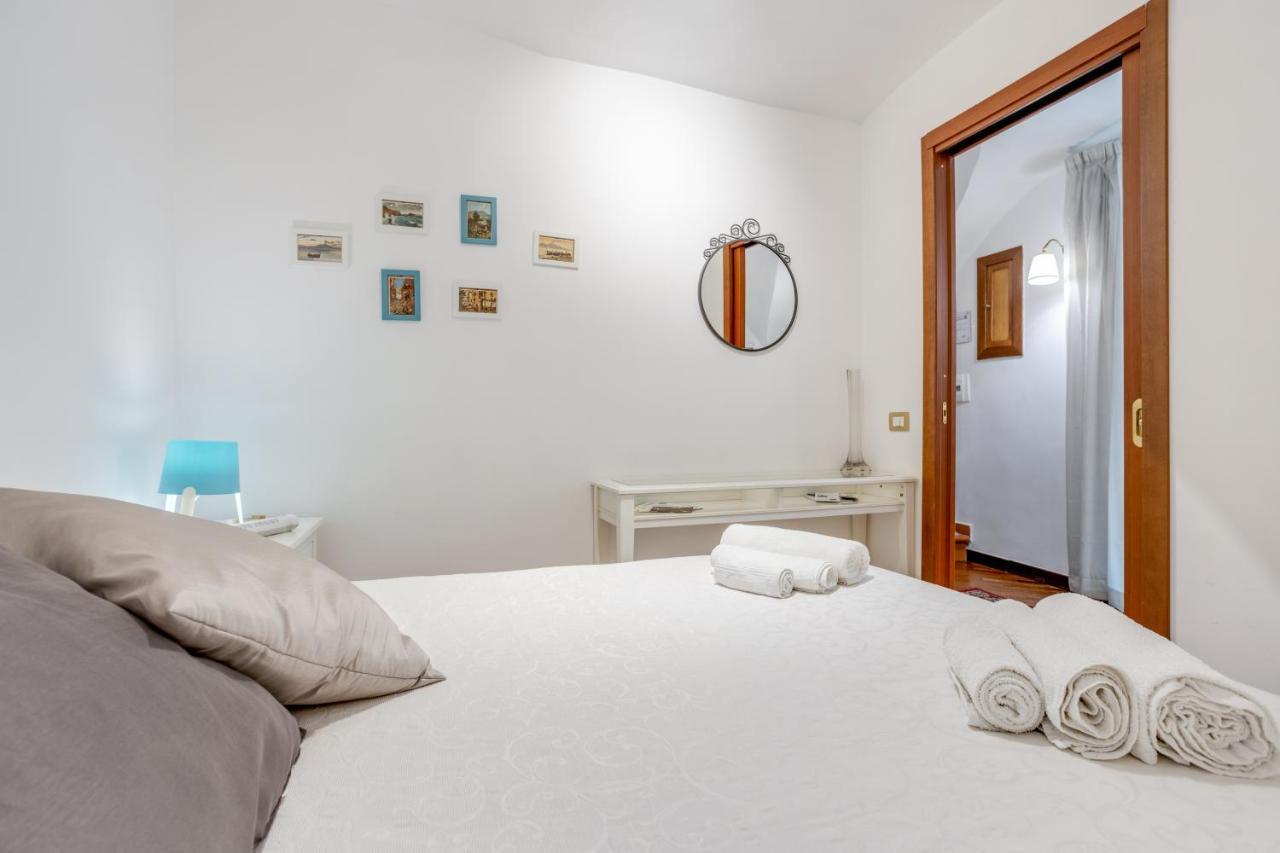 Guesthost - Casa Querida Central & Elegant Flat Napoli Bagian luar foto